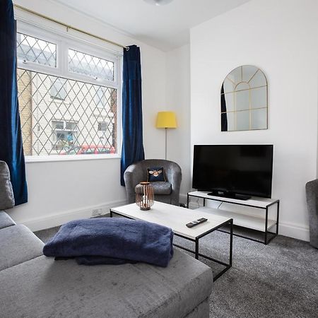 Connaught House - Wi-Fi, Parking, Contractors Villa Preston  Exteriör bild