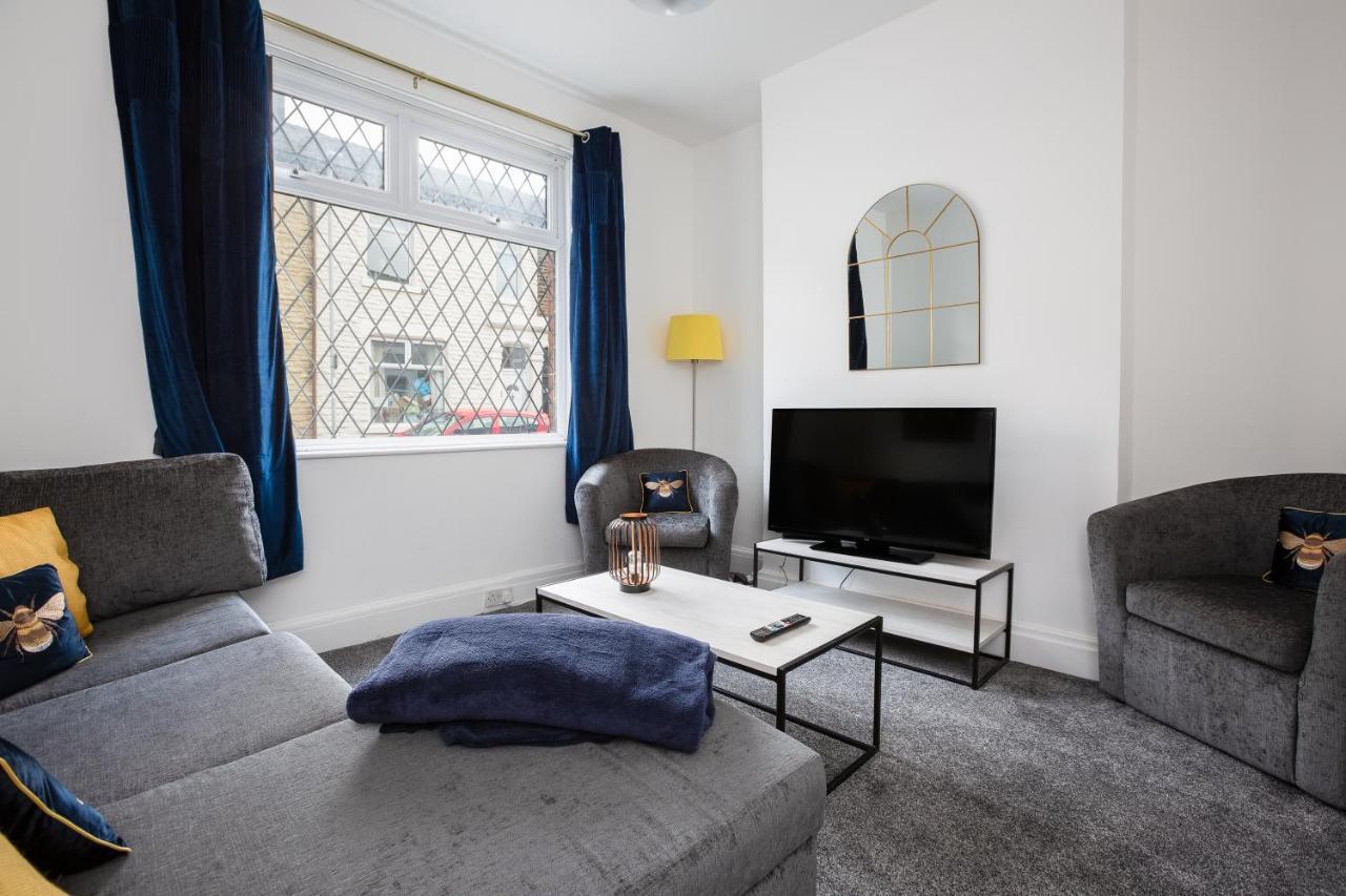 Connaught House - Wi-Fi, Parking, Contractors Villa Preston  Exteriör bild